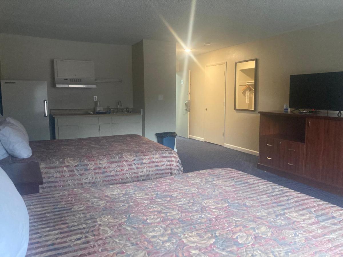 Travelodge By Wyndham キャニオンビル エクステリア 写真