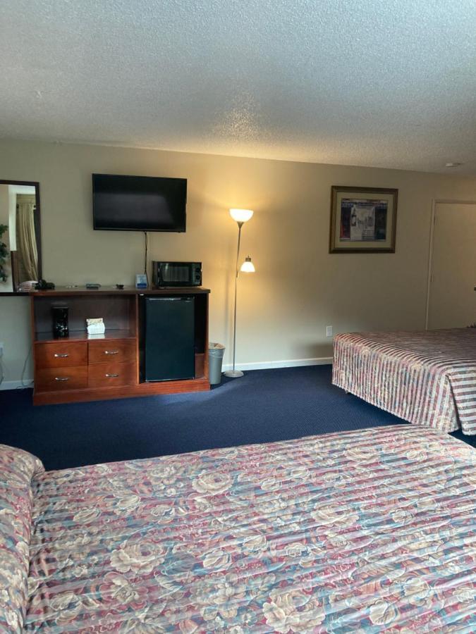 Travelodge By Wyndham キャニオンビル エクステリア 写真
